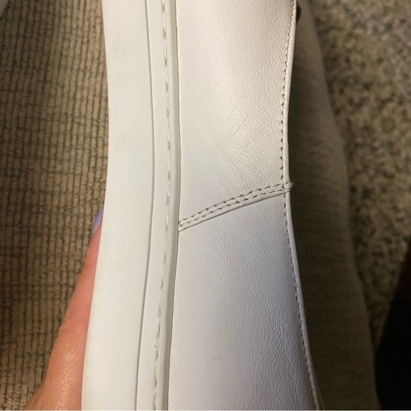 Le Septembre 17 white Leather v cut Slippers / size 11 men’s main image 10